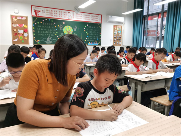 缤纷延时 助力成长