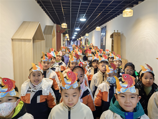 知识畅游乐悠悠   共生娃娃喜丰收