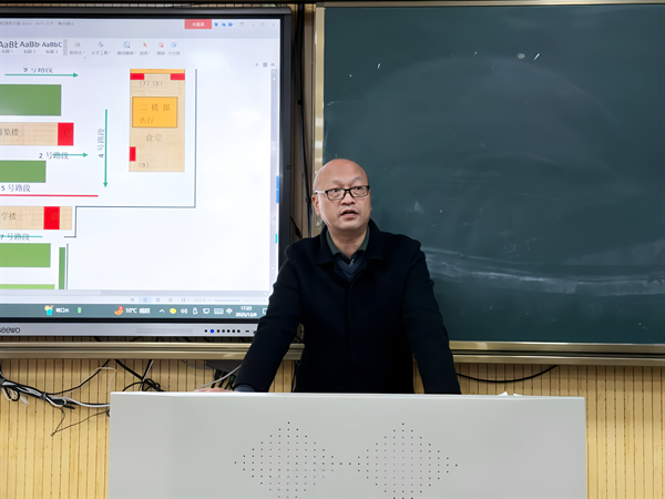 消防驻“童”心  安全护“童”行