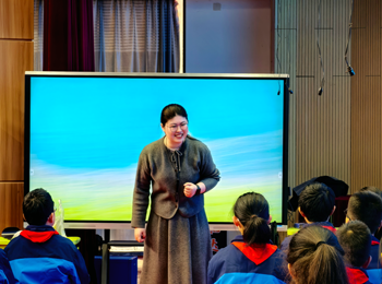 喜报：热烈祝贺恒信彩吉宇佳老师在2025年南通市小学音乐优秀课评比活动中荣获高段组一等奖！